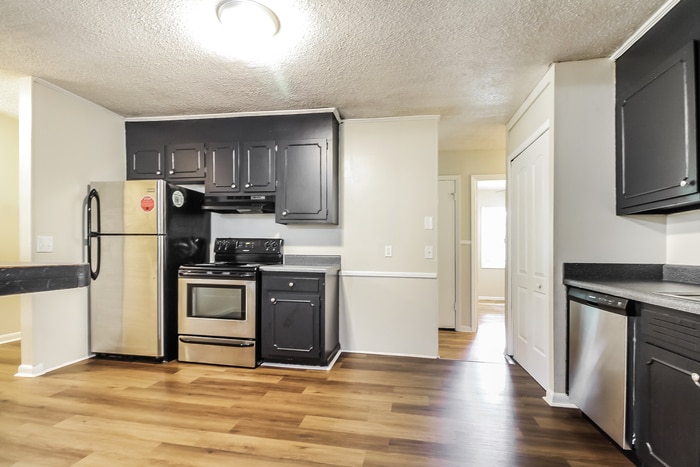 Building Photo - 6 Theodore Cir