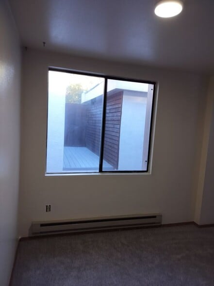 Building Photo - 25426 97th Pl S