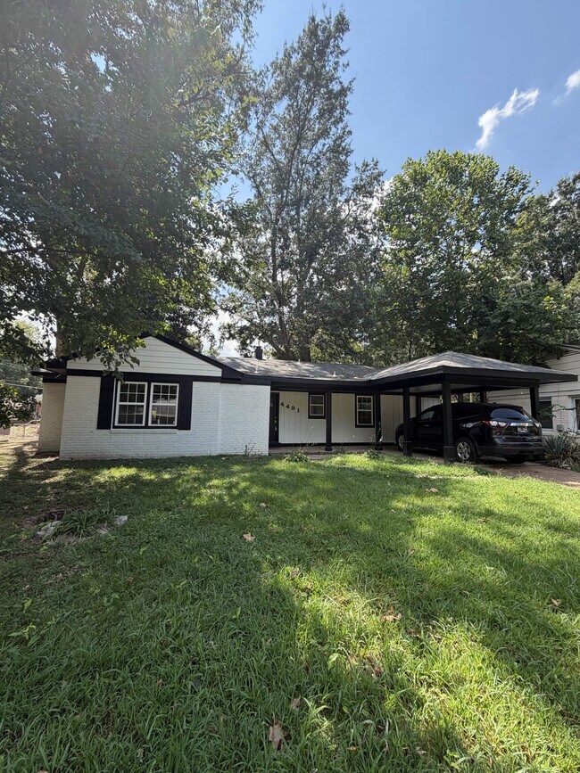 Building Photo - 4491 Dunn Ave