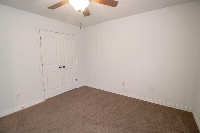 Building Photo - 4612 Dehaven Dr