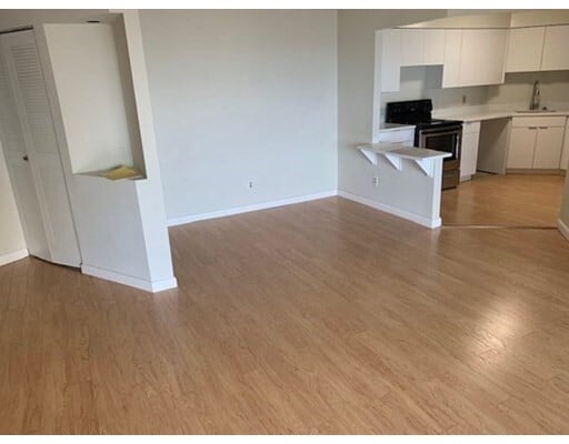 Building Photo - 394 Ocean Ave