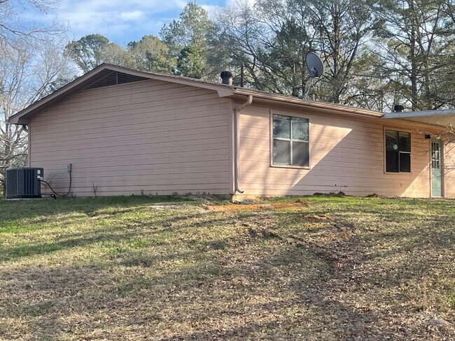 Building Photo - 2870 Fm 2659