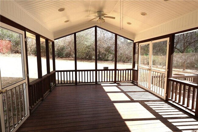 Building Photo - 1735 Moonstone Ct