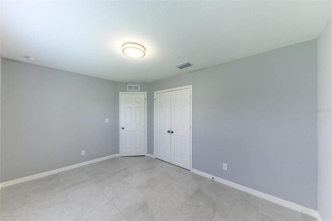 Building Photo - 25583 Deep Creek Blvd