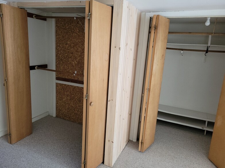 Bedroom closets - 40 Rootville Rd