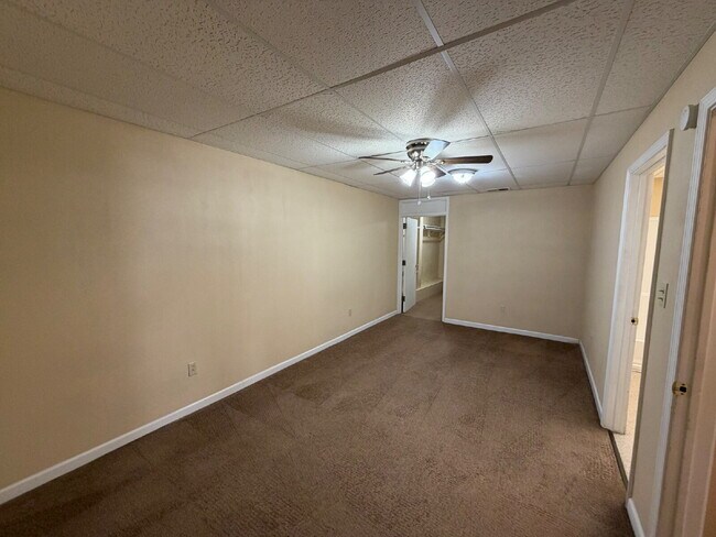 Building Photo - Roomy Apartment Located Across the Street from Texas Tech & Near Medical Districts!