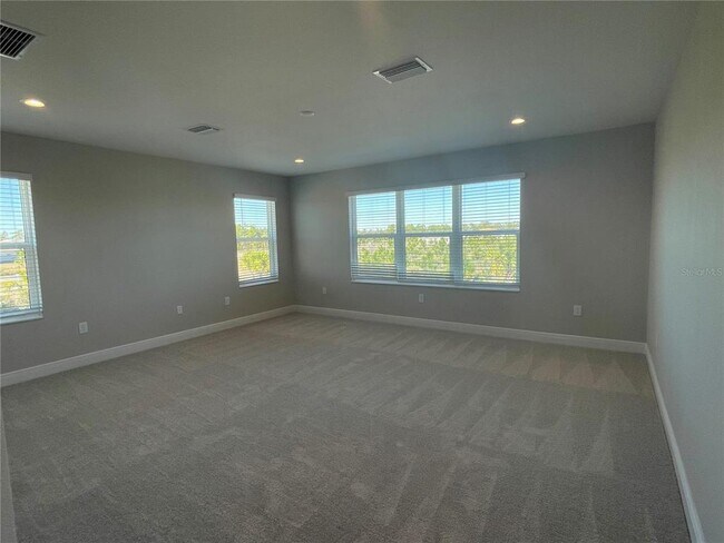 Building Photo - 6408 Wekiwa St