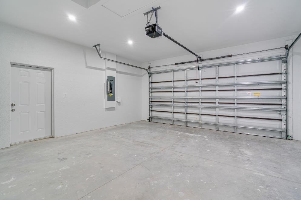 Building Photo - 3811 15th St SW