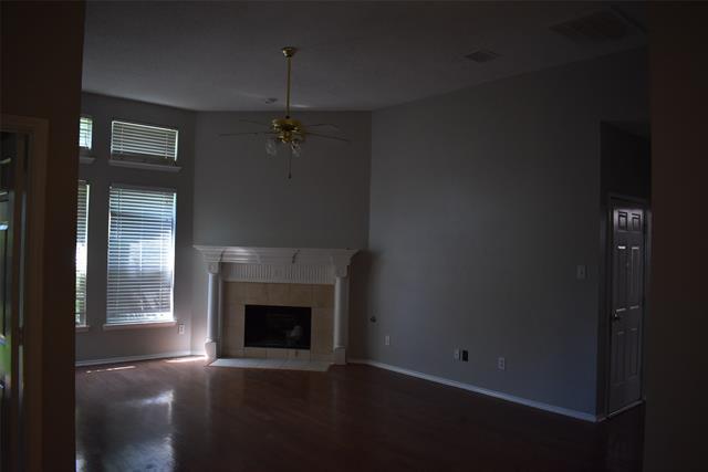 Building Photo - 2027 Wimbledon Dr