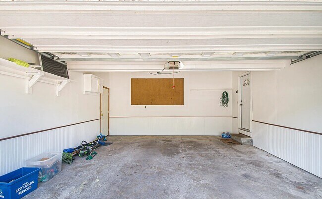 Building Photo - 793 Tarleton Ave