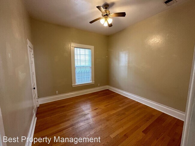 Building Photo - 3 br, 2 bath House - 112 W. 5th St.