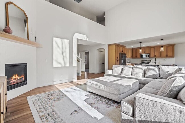 Building Photo - 2673 W Tango Creek Dr