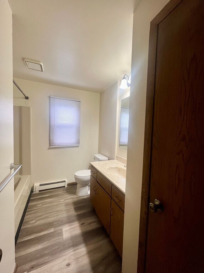 Building Photo - Two Bedroom Units located at 3221-3223 Wanta Dr in Plover