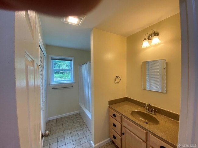 Building Photo - 641 Smithfield Rd