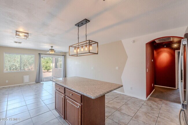 Building Photo - 3324 W Maldonado Rd