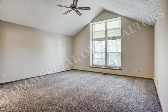 Building Photo - Beautiful 4 bedroom home near Polaris