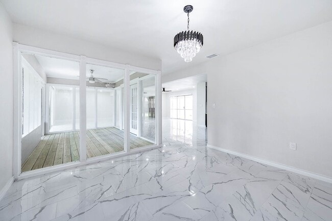 Building Photo - 1610 Richvale Ln