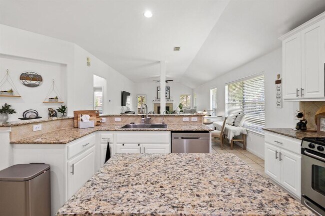 Building Photo - 309 Steer Acres Ct