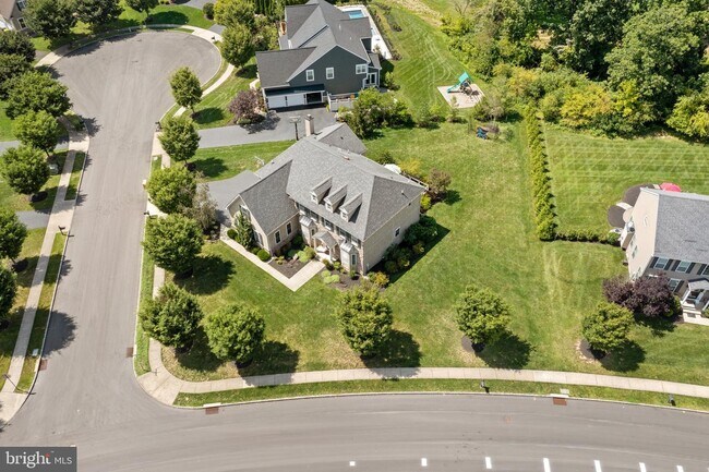 Building Photo - 921 Putting Green Cir