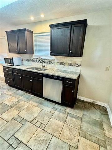 Building Photo - 1638 Juniper Ln