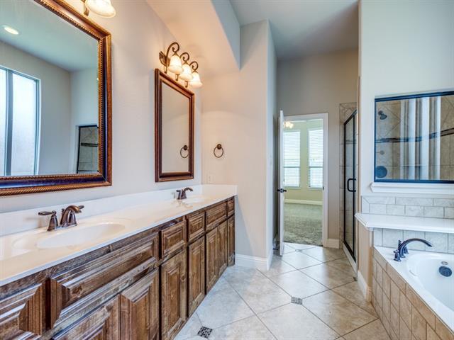 Building Photo - 5501 Ridgepass Ln