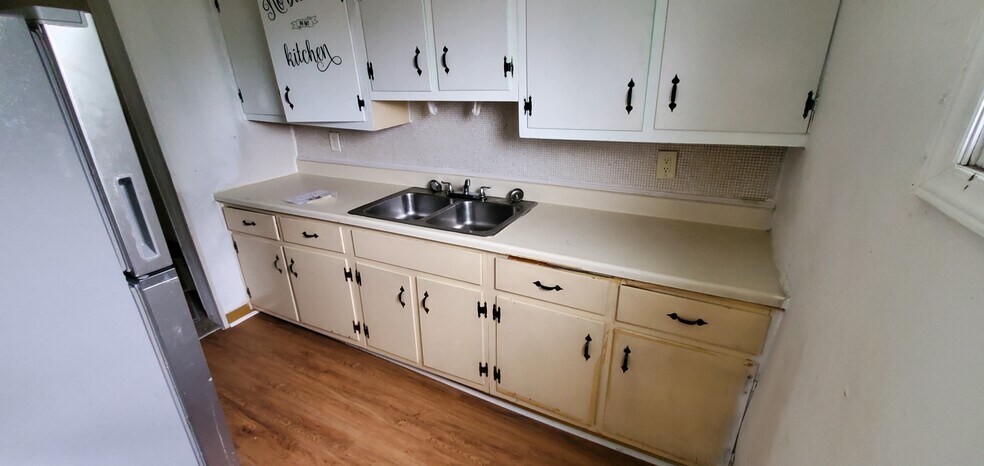 Kitchen - 53 Orchard St