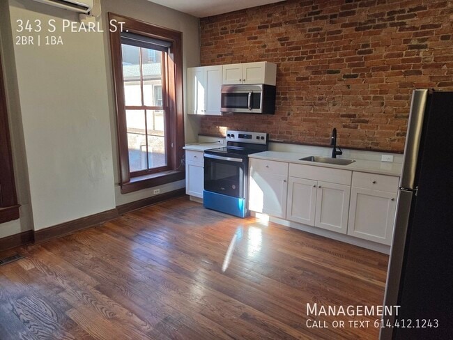 Building Photo - 343 S Pearl St