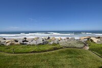 Building Photo - 1300 Seacoast Dr
