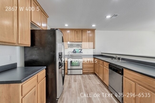 Building Photo - 2867 W 400 S