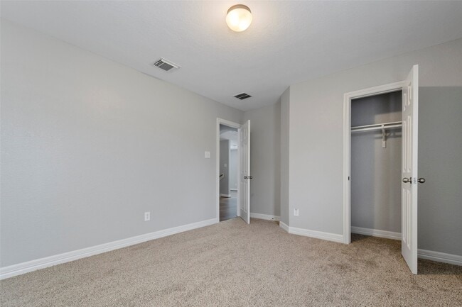 Building Photo - 8530 Ruby River Ln