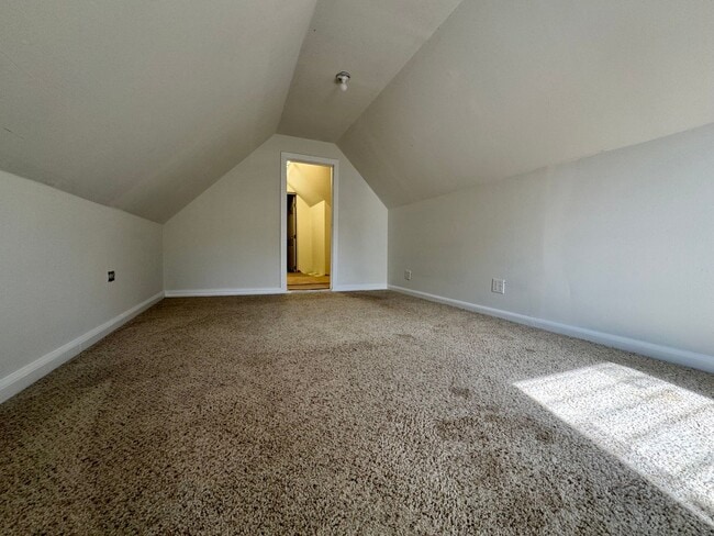 Building Photo - Two Bedroom Front House near Westside Village