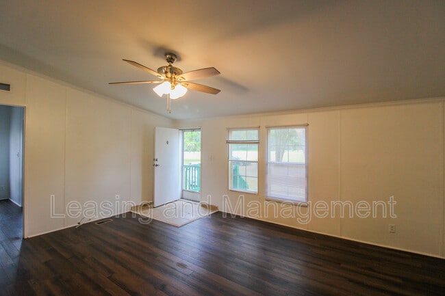 Building Photo - 3716 State Rd S-10-1333