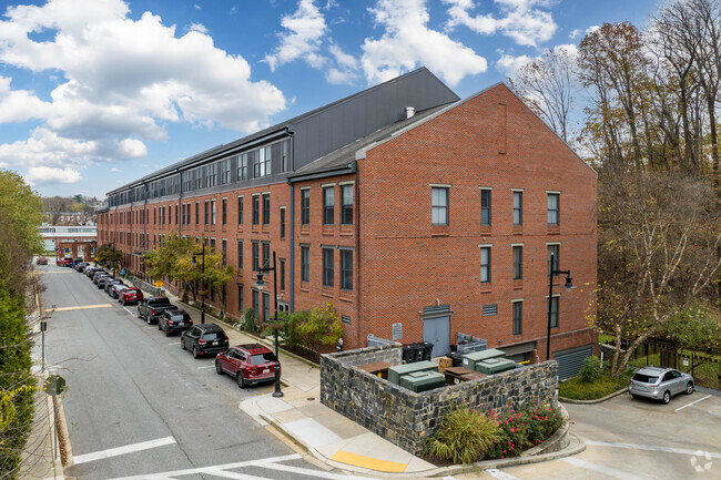 Building Photo - Millrace Condominiums
