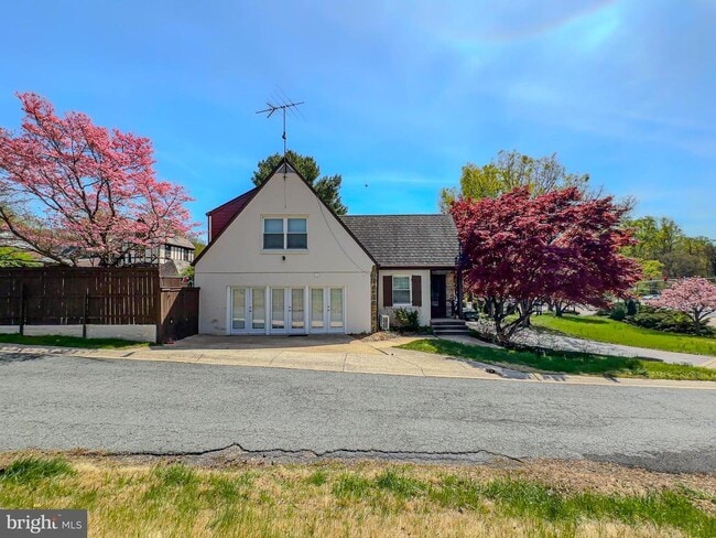 Building Photo - 9300 Colesville Rd