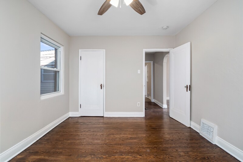 Building Photo - 2329 Brown Rd