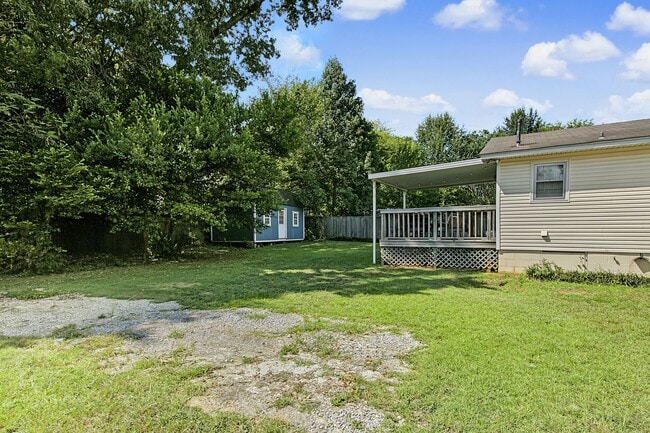 Building Photo - 2935 Arcadia Dr