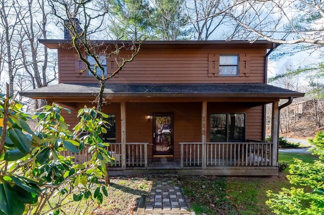 Building Photo - 112 Wickham Square