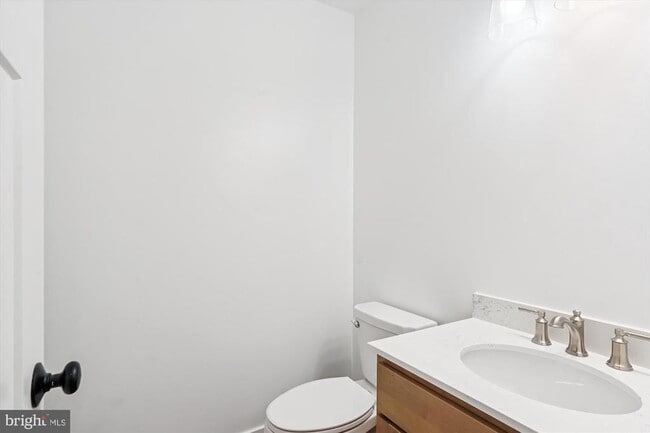 Building Photo - 25490 Kipps Ln
