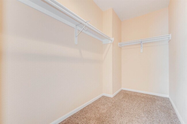 Building Photo - 8605 Beviamo St