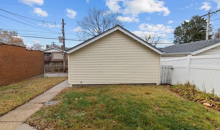 Building Photo - 5185 Goethe Ave