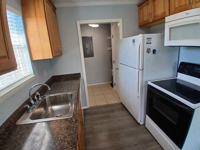 Building Photo - 669 Bald Point Rd