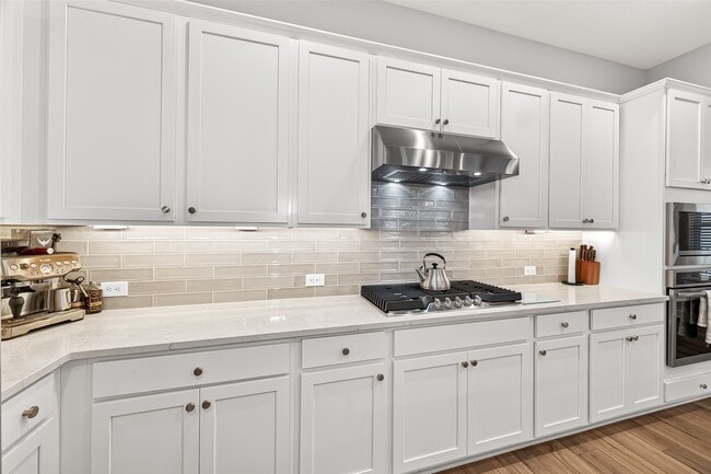 Building Photo - 11226 Common Hackberry St