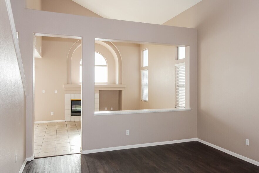 Building Photo - 4446 Wild Honey Ct