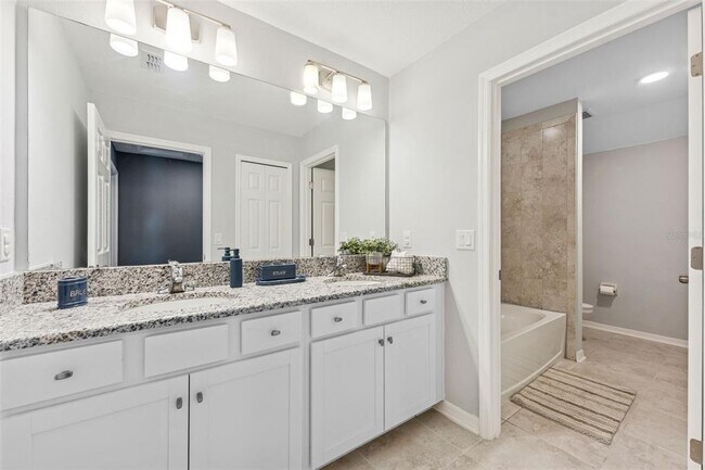 Building Photo - 3047 Adams Cross Dr