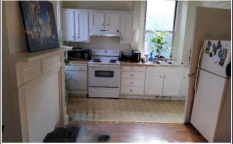 Building Photo - 72 3rd St