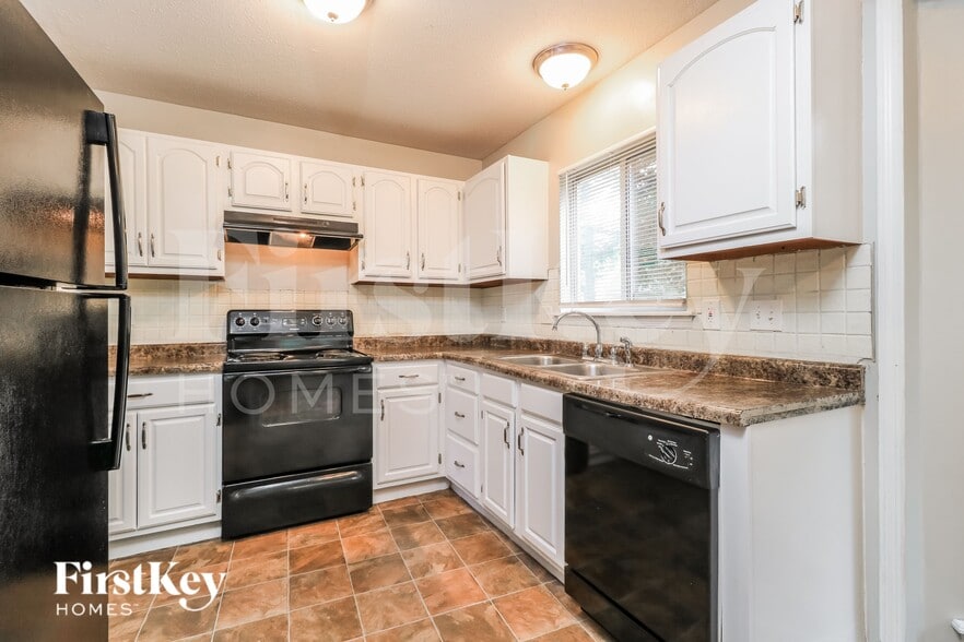 Building Photo - 2909 Sand Spur Ct