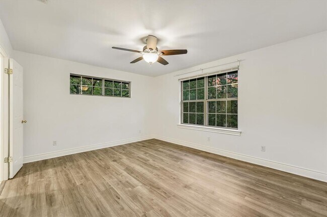 Building Photo - 104 Upolu Ct