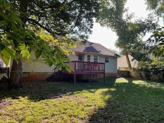 Building Photo - 2492 Rafiki Dr