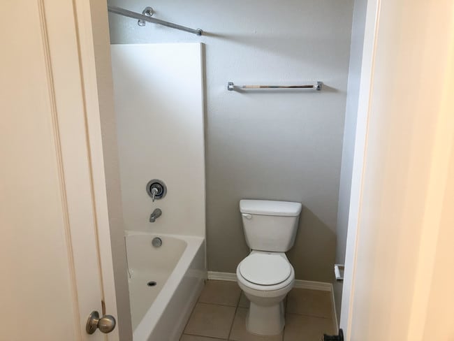 Building Photo - 4017 Hueco Land Ln