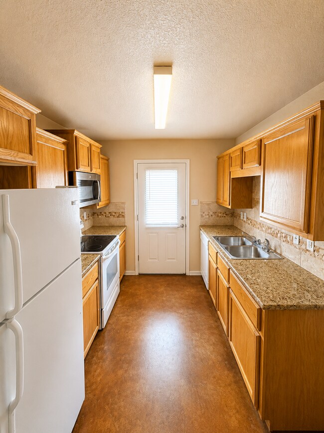 Building Photo - AVAILABLE MID AUGUST!! 3bd/2ba in Harker Heights!